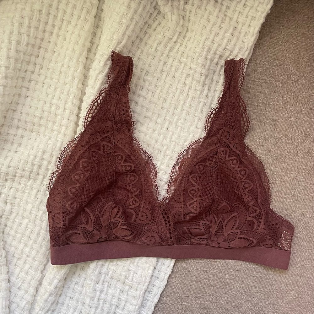 Gilly Hicks Hollister Lace Plunge Maroon Bralette Bra Trending Size S